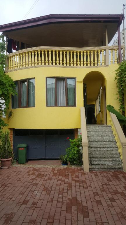 Yellow House room 1
